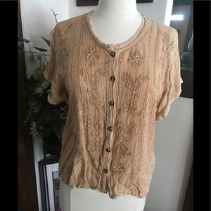EUC lightweight button down top (Size Free)